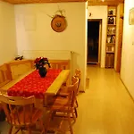 Farm stay Tourist Farm Klevz Slovenj Gradec