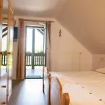 Tourist Farm Klevz Farm stay *