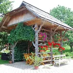 Tourist Farm Klevz