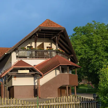 Farm stay Tourist Farm Klevz